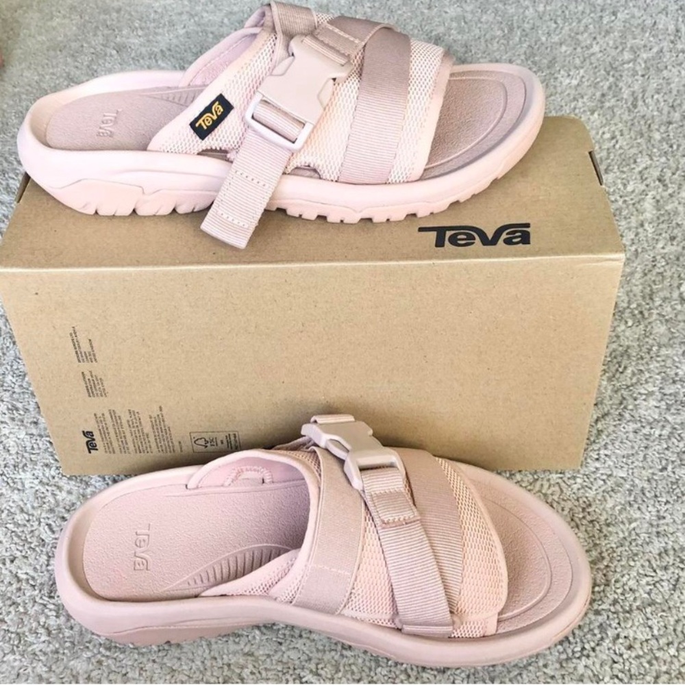 Teva Women’s Pale Pink Adjustable Slide Sandals Size 7 New